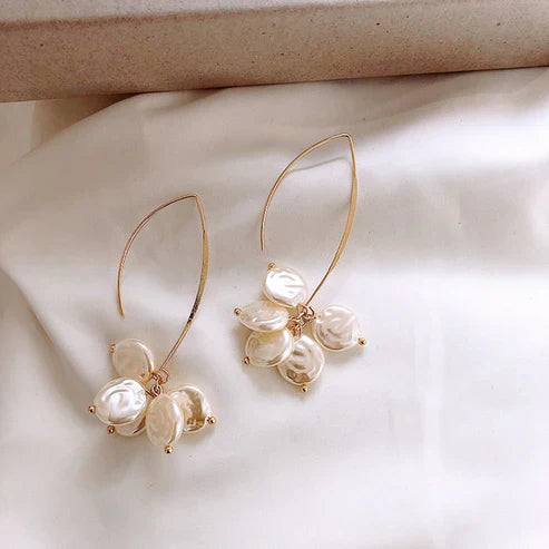 Elegantni uhani s perlo in kristalom