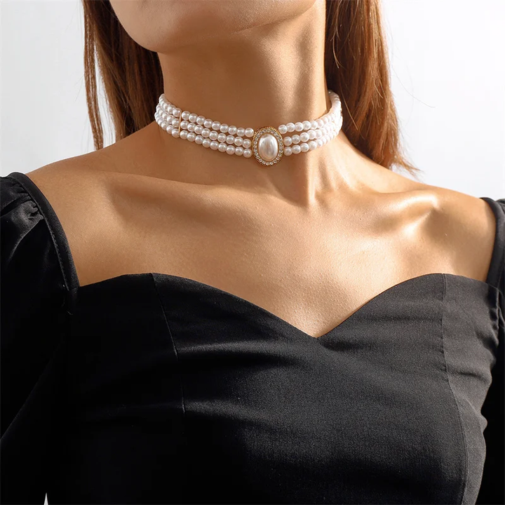 Eleganten Ogrlica s Tremi Biseri